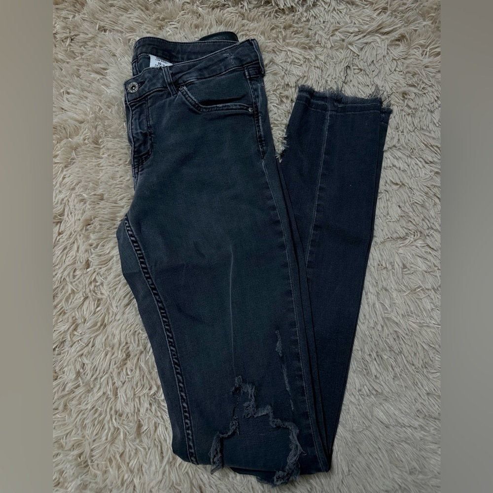 Black skinny jeans